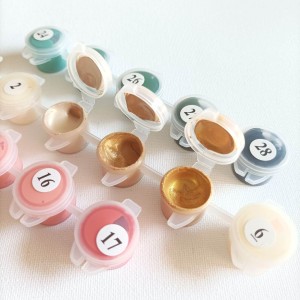 Farby -  Blask porcelany